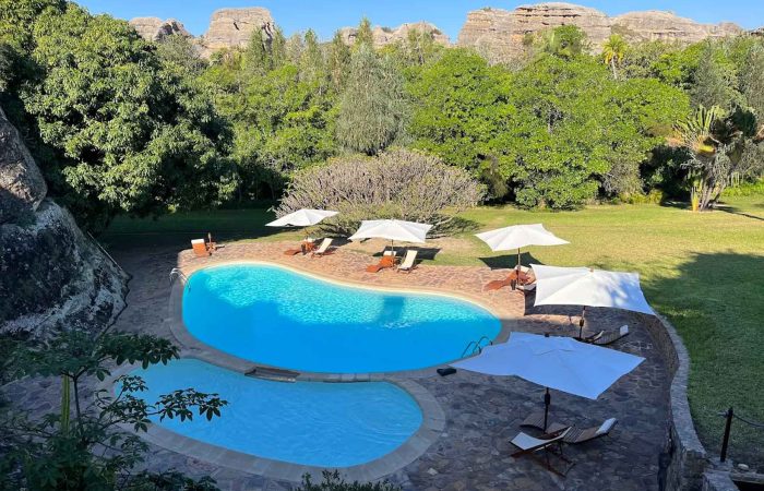 LE RELAIS DE LA REINE . ISALO